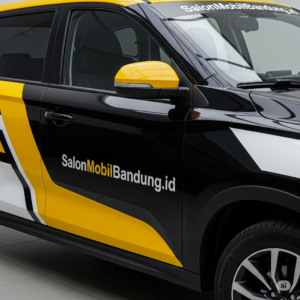 Teknisi SalonMobilBandung.id mengaplikasikan Nano Ceramic pada Wuling Almaz